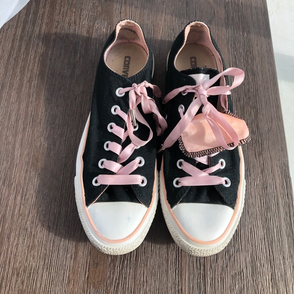 vintage two tongue pink silk converse